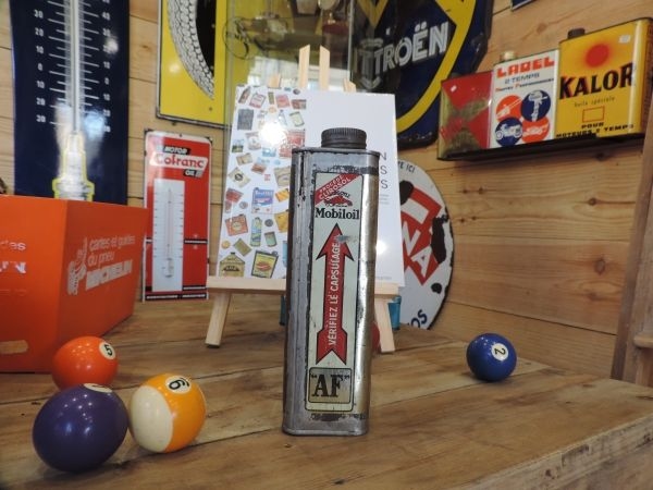 Bidon d'huile Mobiloil