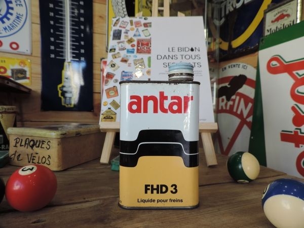 Bidon d'huile Antar