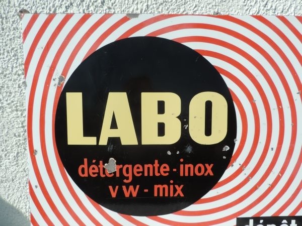 Plaque émaillée LABO