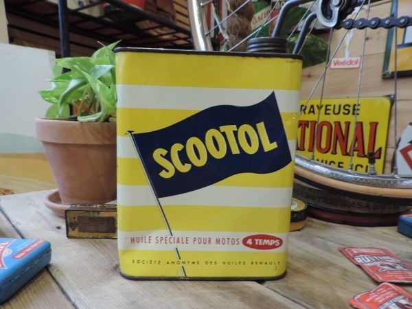 Bidon d'huile SCOOTOL