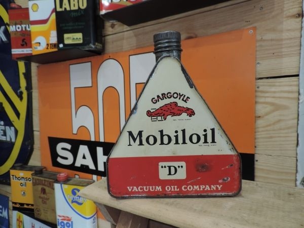 Bidon d'huile Mobiloil