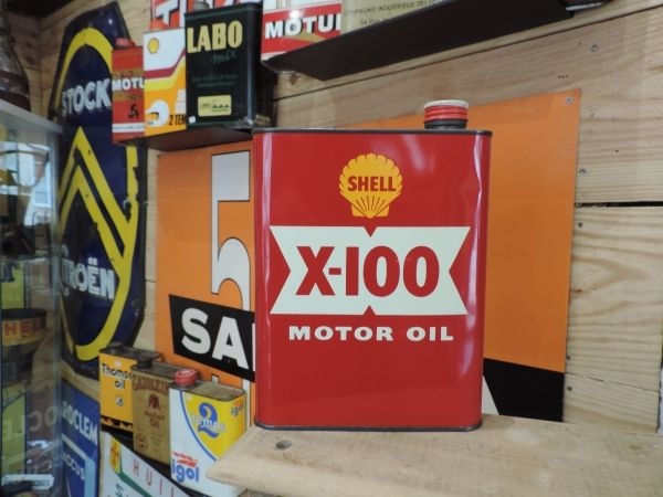 Bidon d'huile Shell