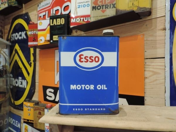 Bidon d'huile Esso