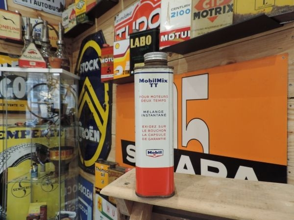 Bidon d'huile Mobiloil