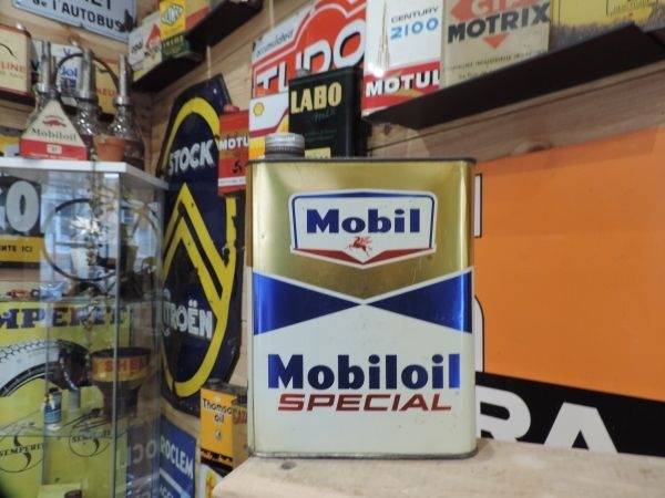 Bidon d'huile Mobiloil
