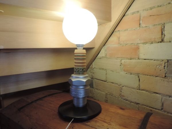 Lampe publicitaire BOSCH