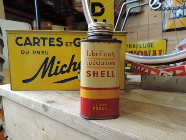 Bidon d'huile Shell