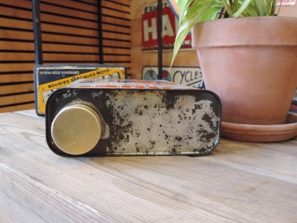 Bidon d'huile LABEL