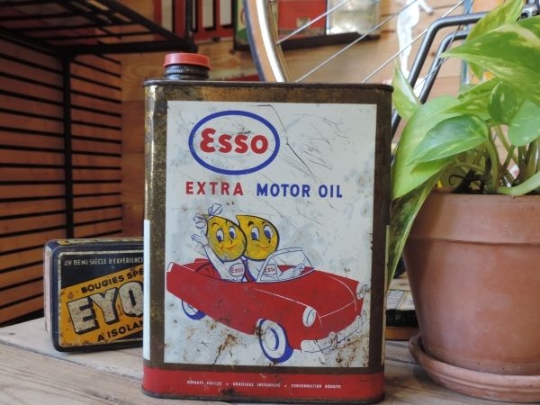 Bidon d'huile ESSO