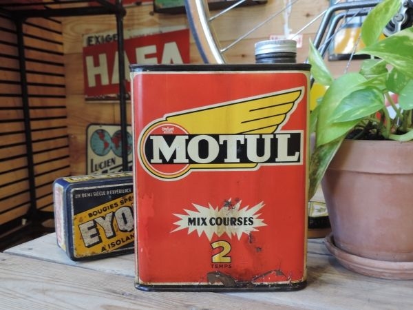 Bidon d'huile Motul