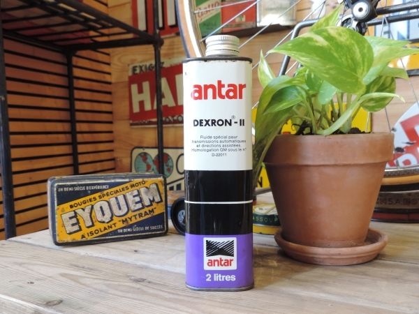 Bidon d'huile Antar