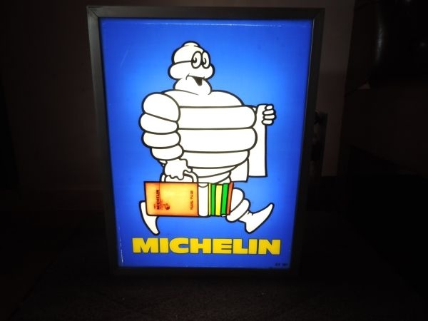 Enseigne Lumineuse MICHELIN