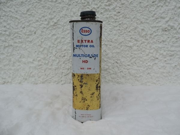 Bidon d'huile ESSO
