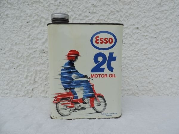 Bidon d'huile ESSO