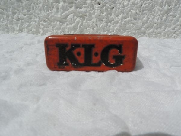 Boite de bougie KLG
