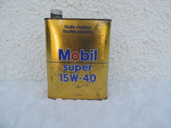 Bidon d'huile MOBIL