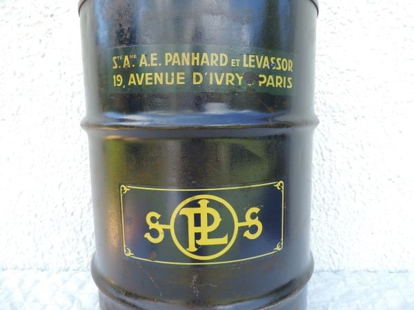 Fut Panhard et Levassor