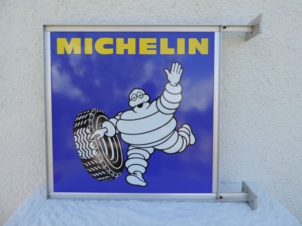 Enseigne MICHELIN