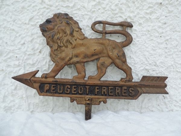 Enseigne PEUGEOT