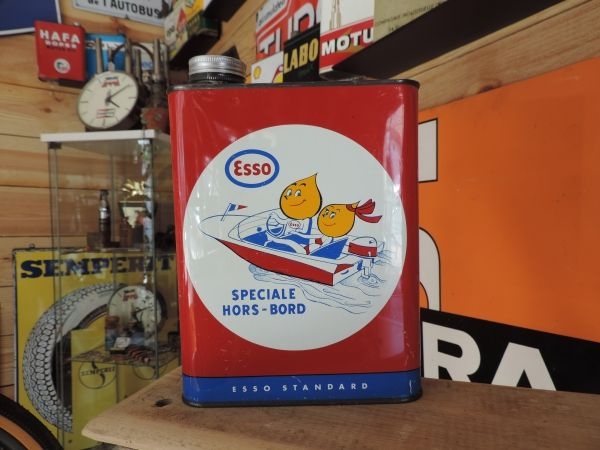 Bidon d'huile Esso