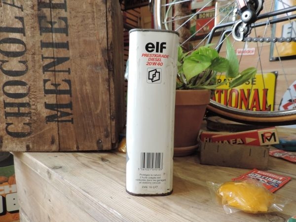 Bidon d'huile Elf