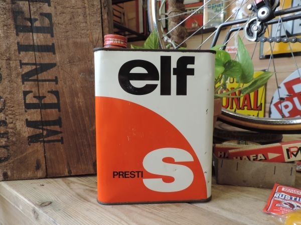 Bidon d'huile Elf
