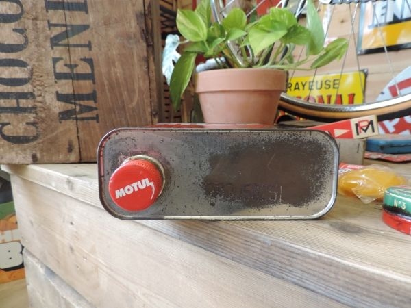 Bidon d'huile Motul