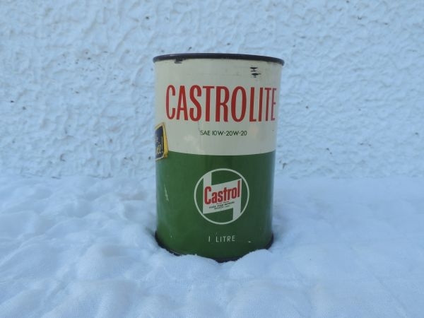 Bidon d'huile CASTROL