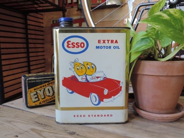 Bidon d'huile ESSO