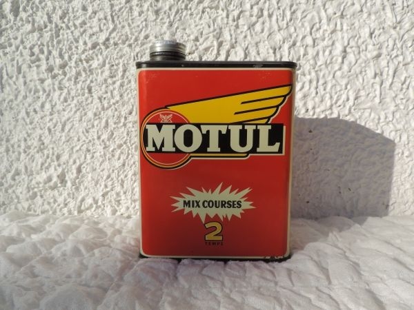 Bidon MOTUL