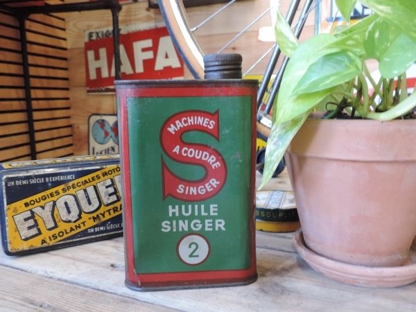 Bidon d'huile SINGER