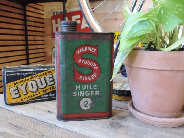 Bidon d'huile SINGER