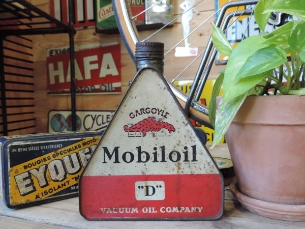 Bidon d'huile Mobiloil