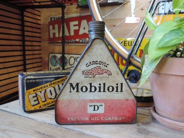Bidon d'huile Mobiloil