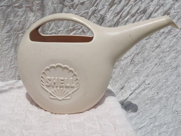 Arrosoir Shell