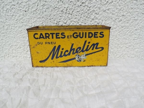 Boîte à cartes publicitaires Michelin