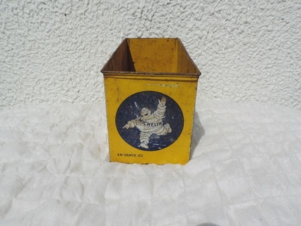 Boîte à cartes publicitaires Michelin