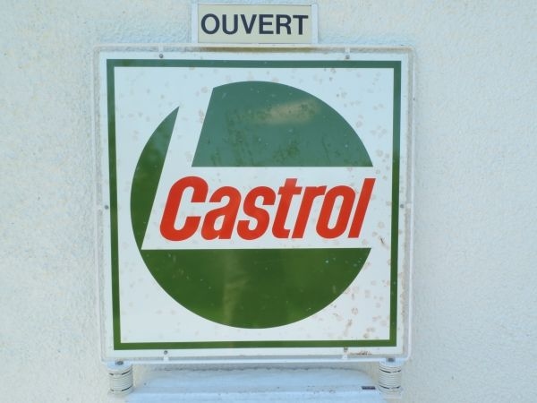 Stop trottoir Castrol