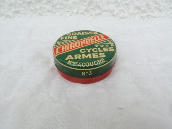 Boîte à graisse fine L"hirondelle