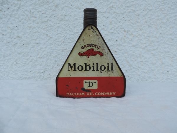 Bidon d'huile triangualire Mobiloil
