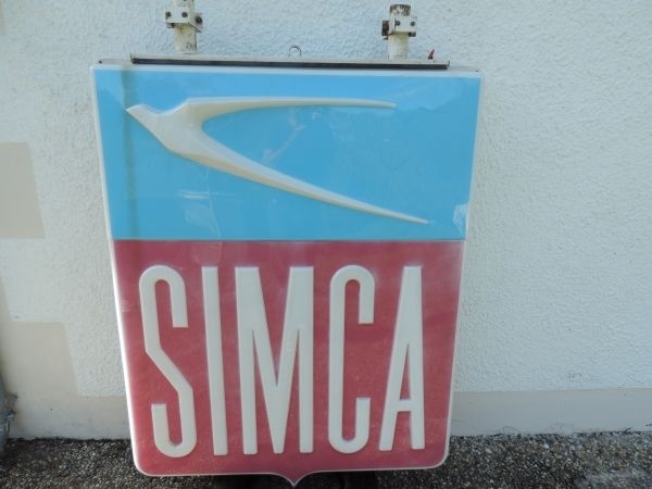 Enseigne lumineuse SIMCA