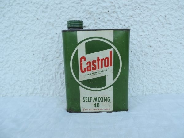 Bidon d'huile Castrol