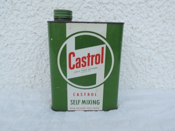 Bidon d'huile Castrol