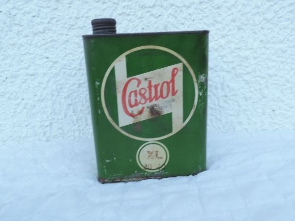 Bidon d'huile Castrol