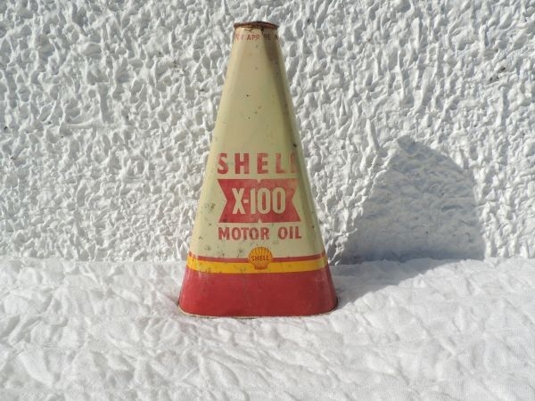 Bidon d'huile triangulaire Shell