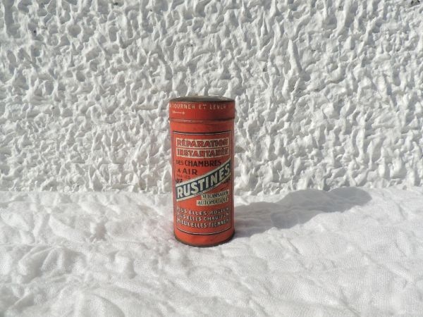 Boîte publicitaire Rustines