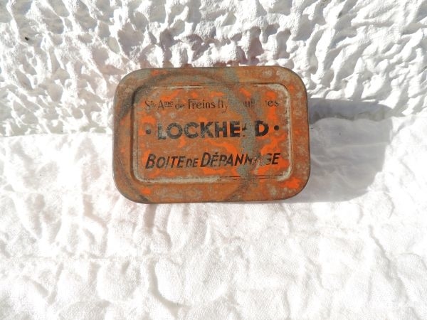 Boîte publicitaire Locked