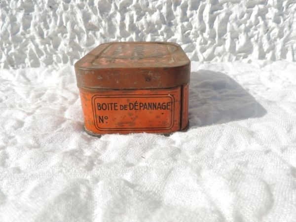 Boîte publicitaire Locked