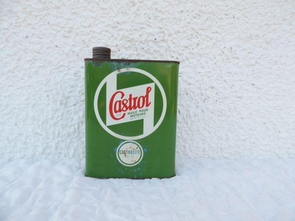 Bidon d'huile Castrol