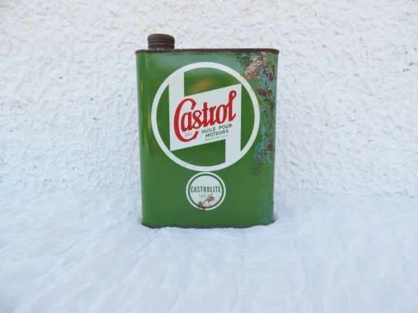 Bidon d'huile Castrol